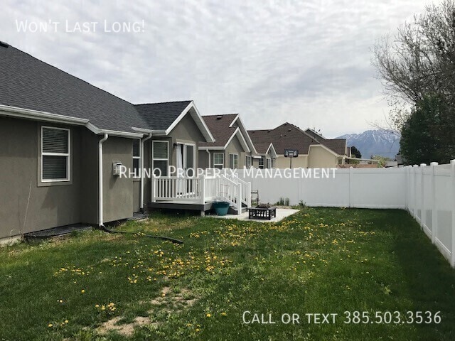 Building Photo - 2273 W Espadrille Cir