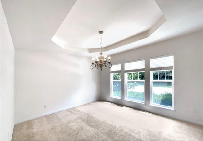 Building Photo - 756 Thunder Hill Dr