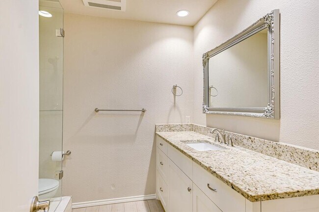 Building Photo - 8405 Cima Serena Ct