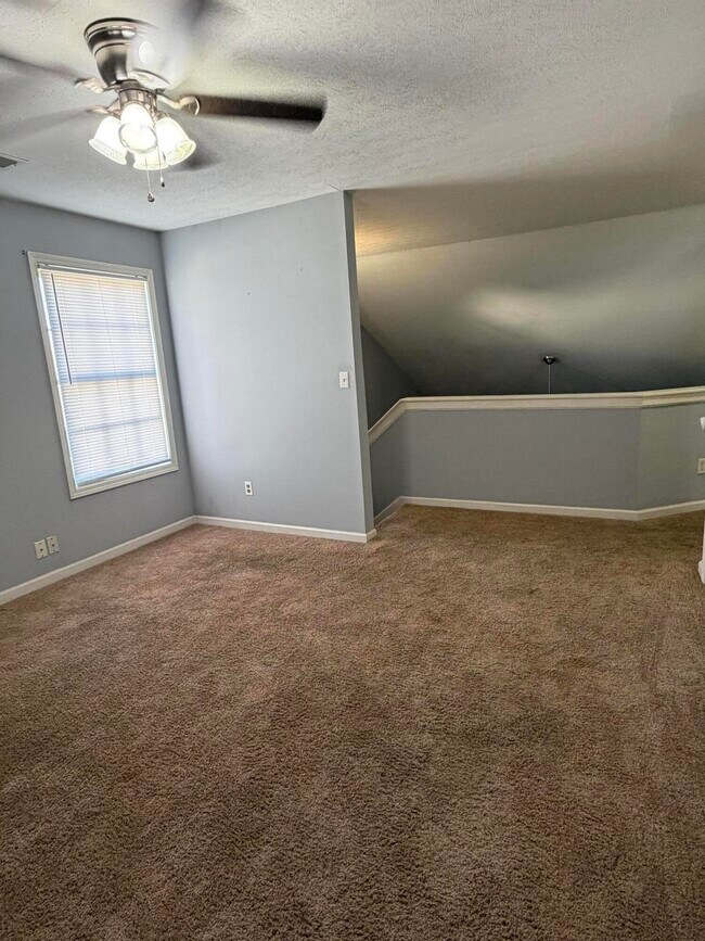 Building Photo - 188 Ransom Trce