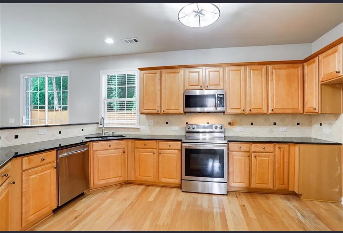 Building Photo - 4087 Kingsley Park Ct