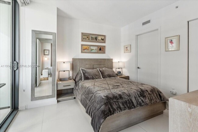 Building Photo - 1300 S Miami Ave