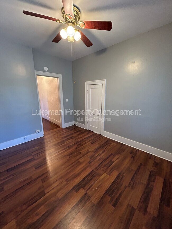 Building Photo - 428 S Westnedge Ave