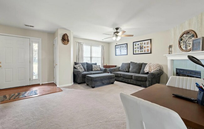 Building Photo - Spacious, Stylish, and Full of Charm – 3 bedroom home in Lexington | $1,900/mo