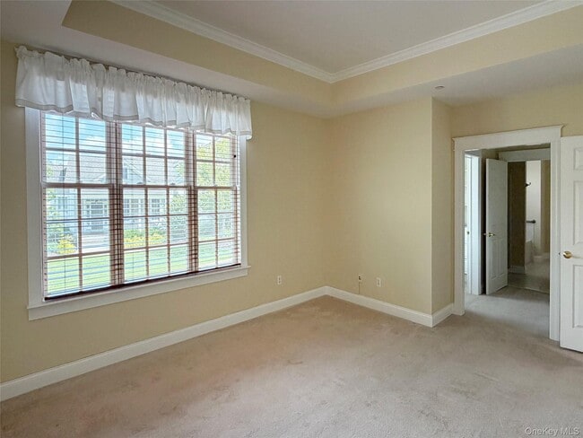 Building Photo - 19 Cropsey St