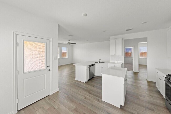 Building Photo - 1228 Ipkiss Ave