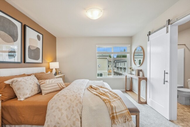 Building Photo - 3 Bed | 3.5 Bathroom | 1626 Sq Ft | $3,450