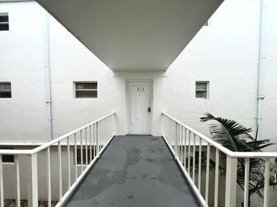 Primary Photo - 4215 N University Dr