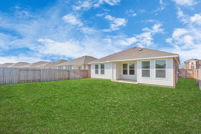 Building Photo - Welcome to the Sycamore – Style, Space & S...
