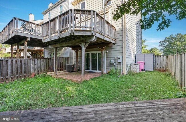 Building Photo - 7353 St Thomas Loop