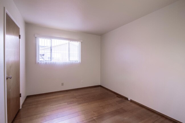 Building Photo - 1761 Kelly St