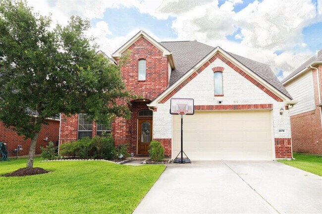 Primary Photo - 25719 Westbourne Dr