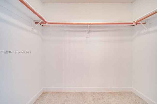 Building Photo - 7320 SW 100th Ct