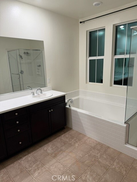 Building Photo - 24146 Paseo del Rancho Dr