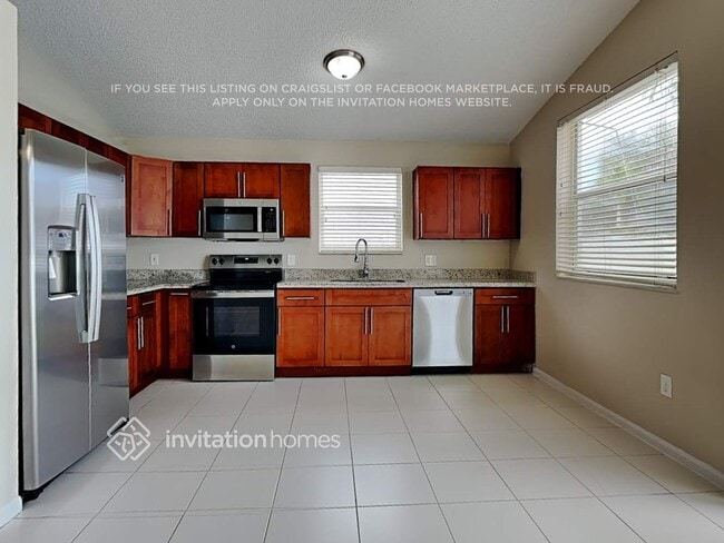 Building Photo - 7566 Kingsley Ct