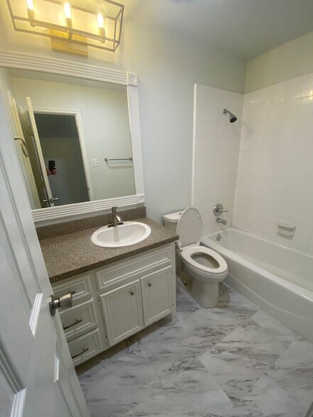 Building Photo - 5229 40th St