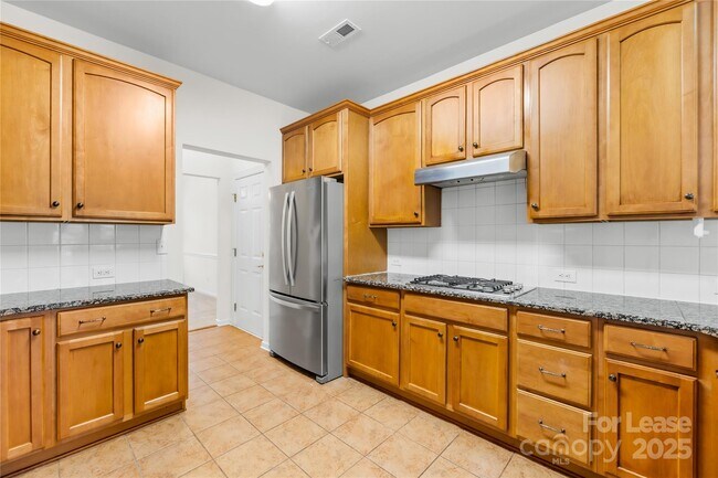 Building Photo - 10223 Kelso Ct