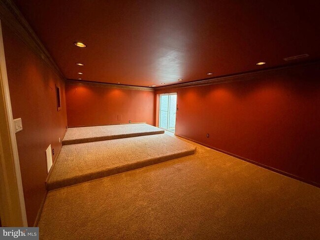 Building Photo - 18 Brushy Creek Cir