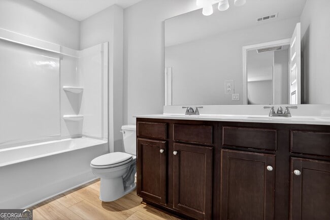 Building Photo - 4211 Portsbrook Ave