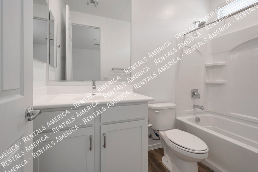 Building Photo - 23015 E Starflower Dr