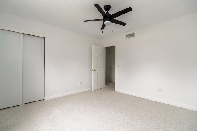 Building Photo - 1217 Weybridge Rd