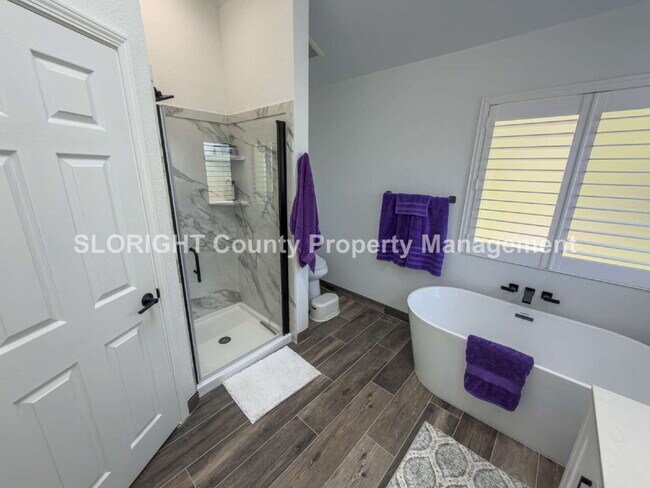 Building Photo - AVAILABLE NOW - Beautifully Updated Home in Avila Beach - 3 Bed / 2.5 Bath