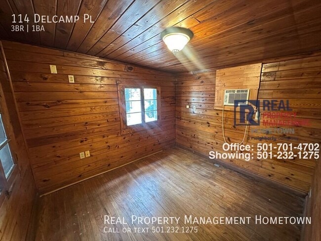 Building Photo - 114 Delcamp Pl