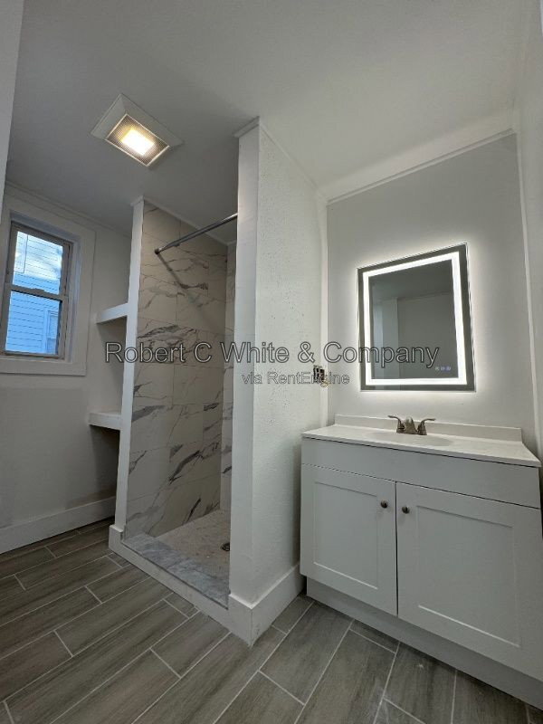 Building Photo - 16 Spaulding St