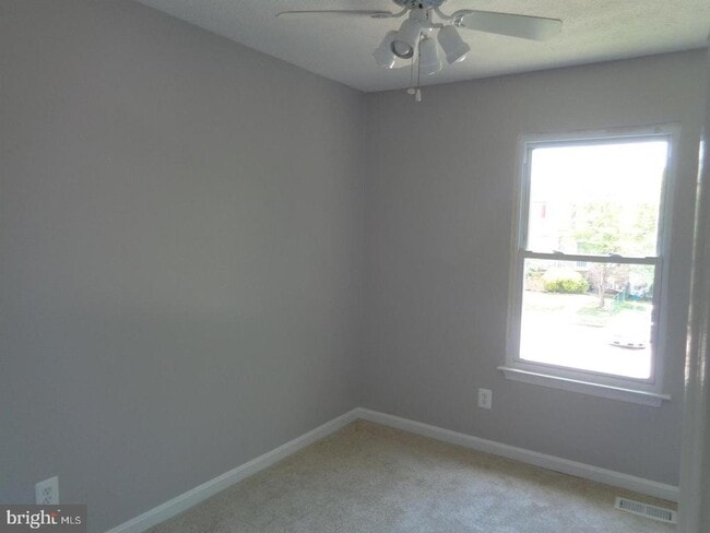 Building Photo - 612 Kittendale Cir