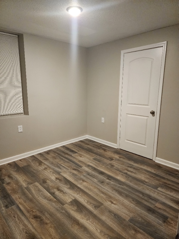 Building Photo - 4100 E 60 Terrace