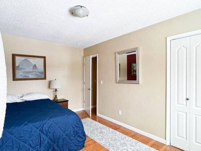 Building Photo - 3609 Rhone Cir