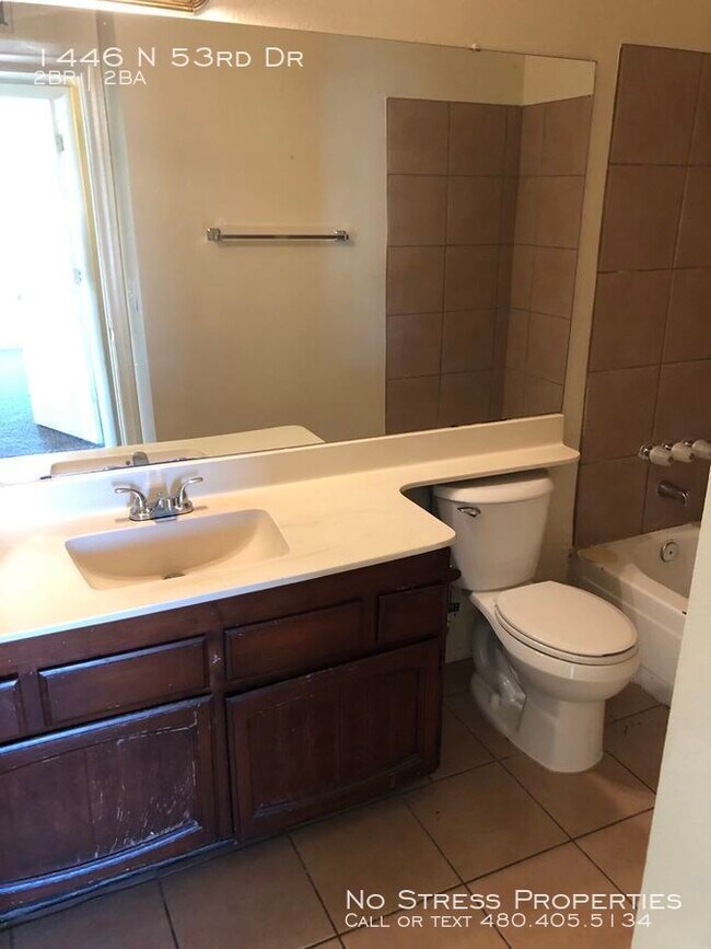 Building Photo - 2 Bedroom Townhome at 53rd Ave and McDowell!