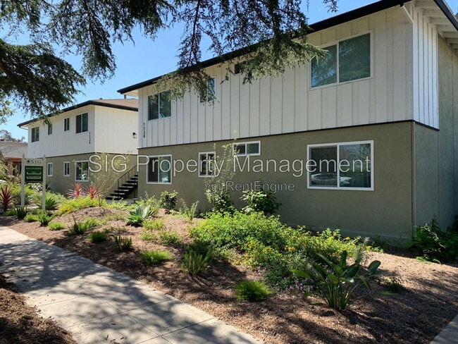 Building Photo - 1126 E Doran St
