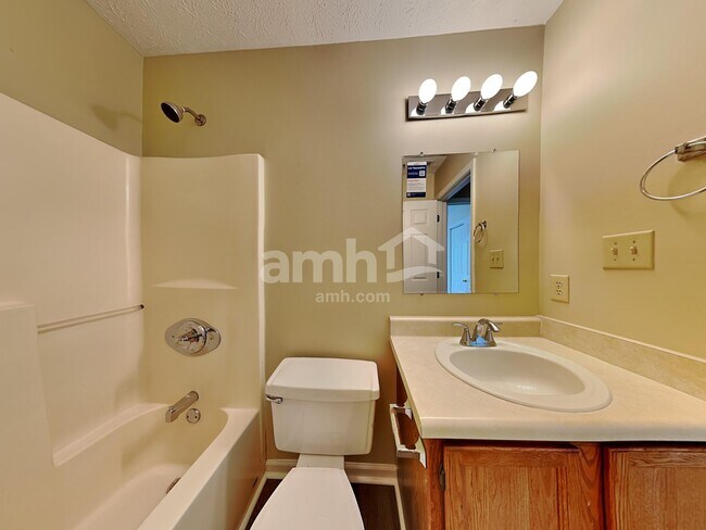 Building Photo - 1510 Millridge Dr