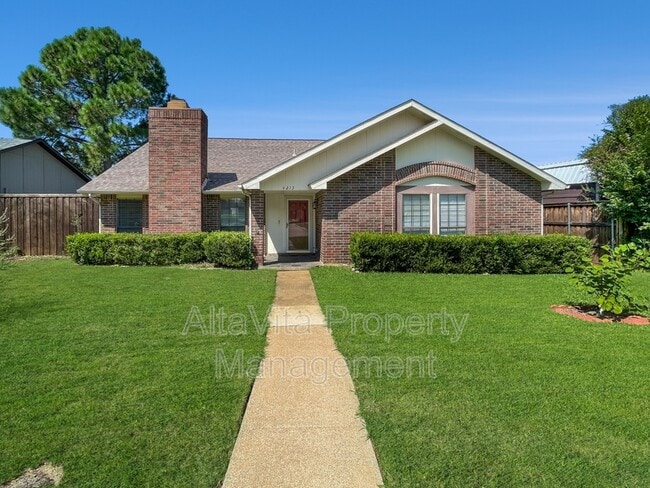 Primary Photo - 4213 Avon Ct