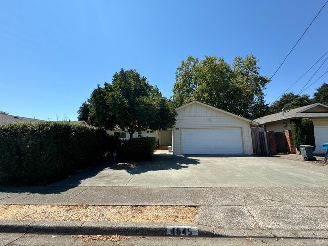 Primary Photo - 4845 Marshall Dr