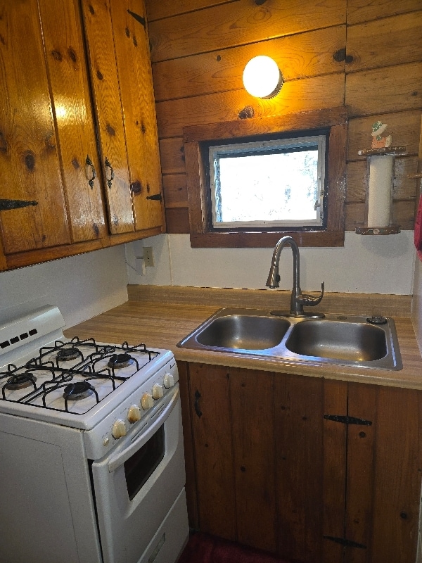 Building Photo - 521 Copper Basin Rd