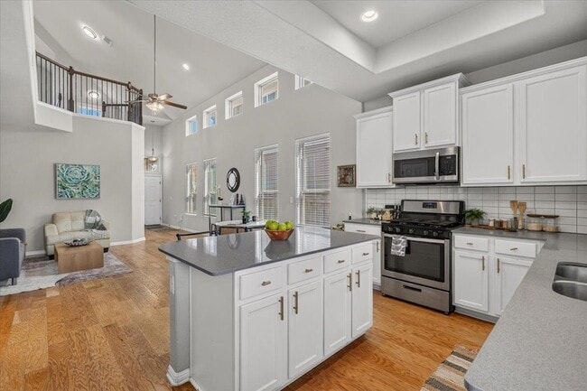Building Photo - 9603 Tanager Way