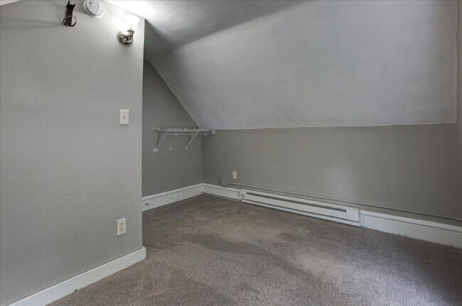 Building Photo - 3 Bedroom 1 Bath House - Menomonie