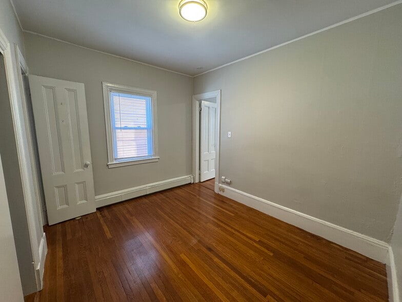 Building Photo - 61 Dana St