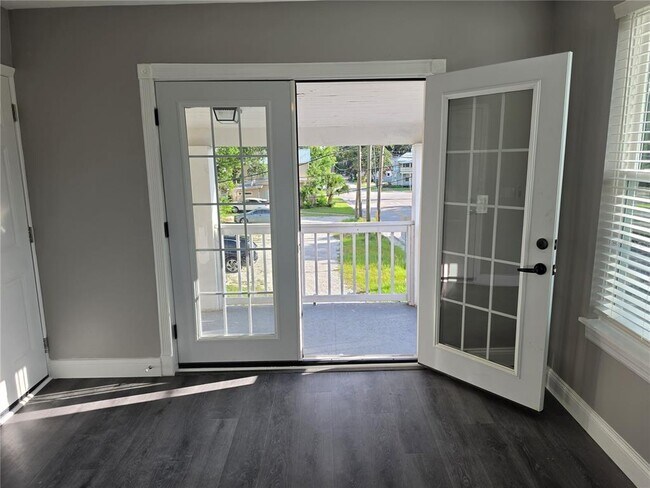 Building Photo - 202 Luella Ct
