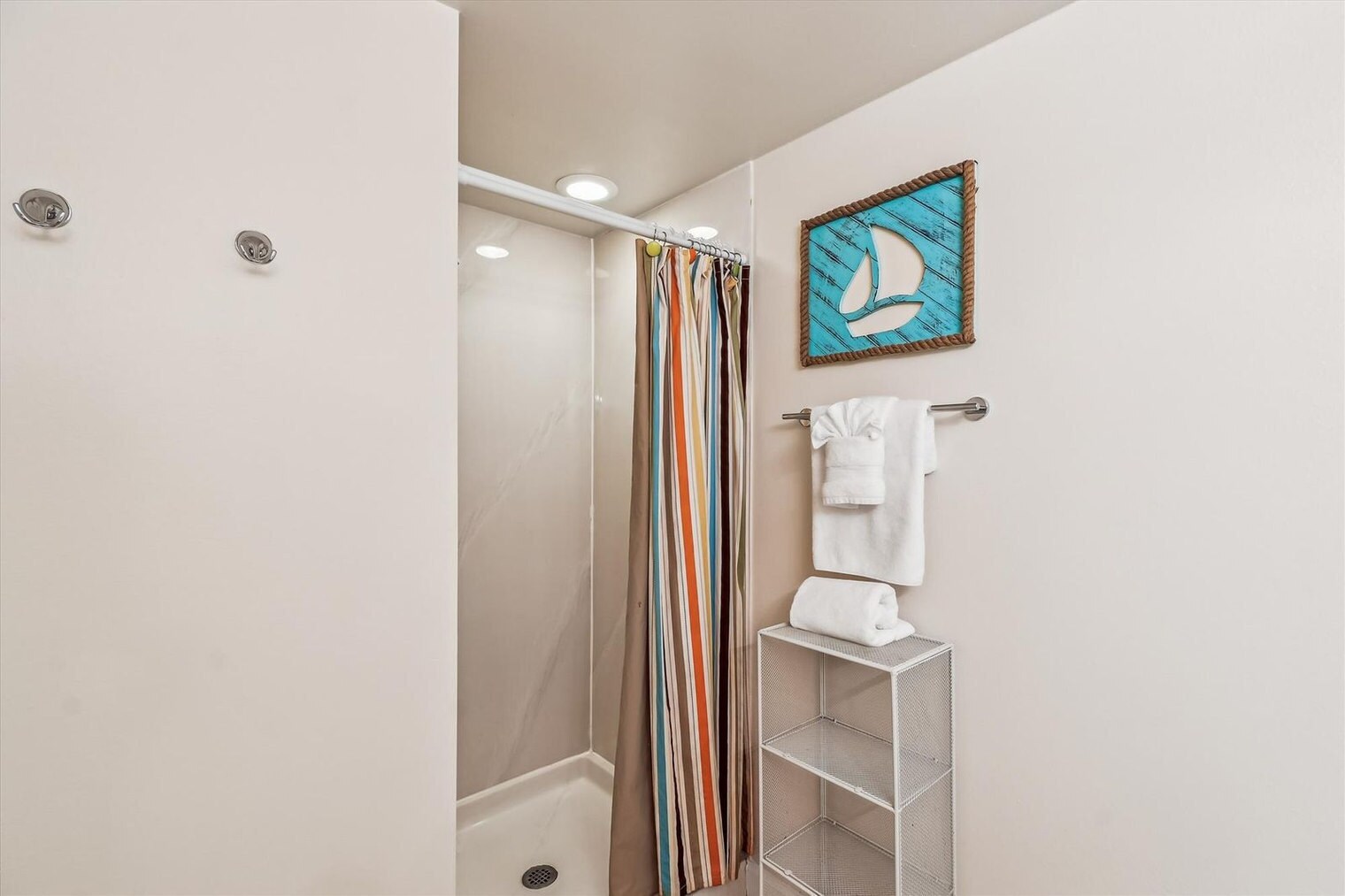 Building Photo - 104 Gulfside Ct