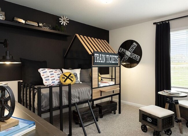 Building Photo - 126 Short Toed Swoop