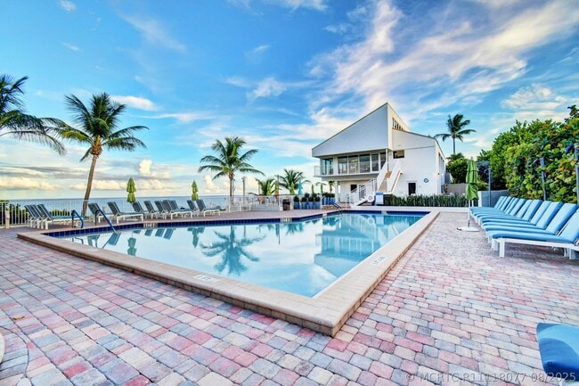 Building Photo - 4750 S Ocean Blvd