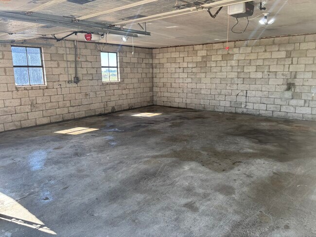 Building Photo - 4801 S 4300 W
