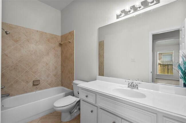 Building Photo - 11047 Pierce Valley Dr