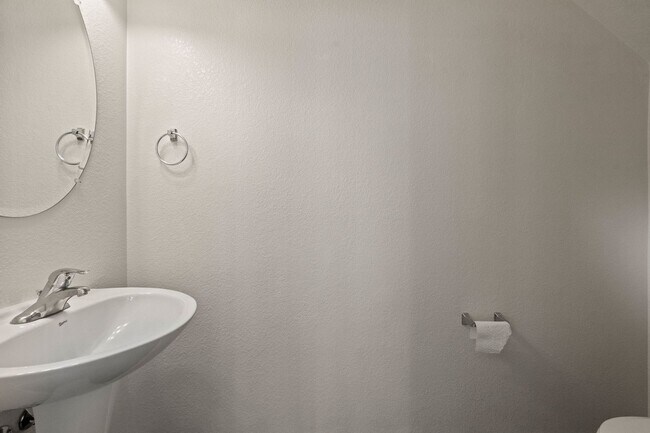 Building Photo - Nice Two-Story Family Home In Rita Ranch w...