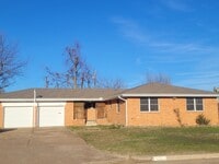 Building Photo - 4805 Del Crest Dr