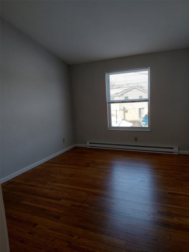 Building Photo - 2149 S Arlene