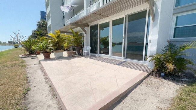 Building Photo - 500 Treasure Island Causeway